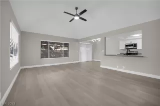 Photo #1: 2569066 Listing