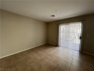 Photo #5: 2569069 Listing 