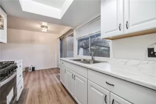 Photo #5: 2569083 Listing 