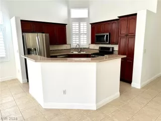 Photo #6: 2569097 Listing 