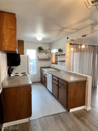 Photo #2: 2569114 Listing 