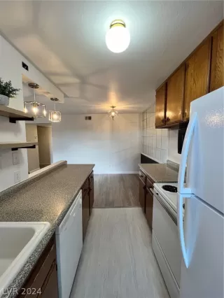 Photo #3: 2569114 Listing 