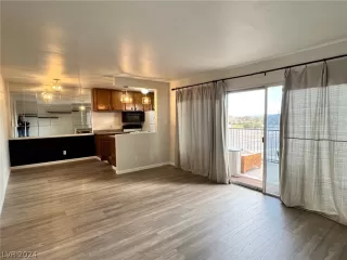 Photo #4: 2569114 Listing 