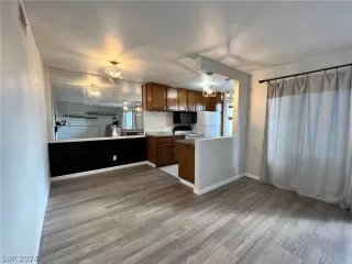 Photo #6: 2569114 Listing 