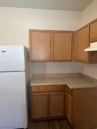 Photo #6: 2569181 Listing 