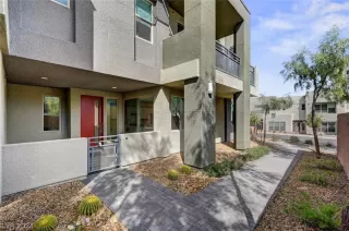 Photo #4: 2569261 Listing