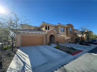 Photo #1: 2569269 Listing 