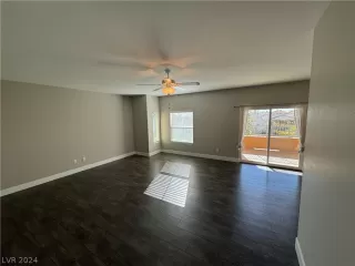 Photo #5: 2569269 Listing 