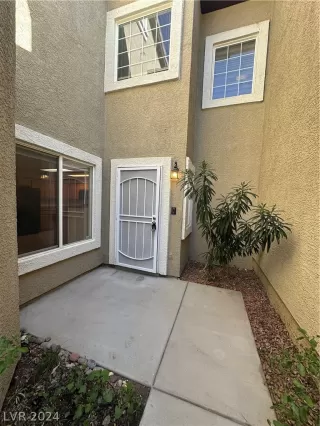 Photo #5: 2569271 Listing 