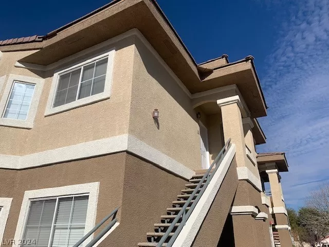 MLS: 2569275 Condo For Sale