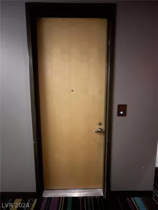 Photo #1: 2569306 Listing 