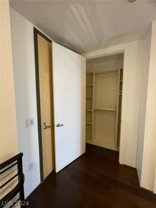 Photo #3: 2569306 Listing 