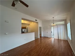 Photo #4: 2569313 Listing