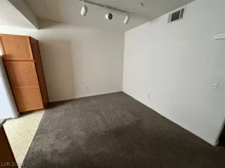 Photo #2: 2569348 Listing 