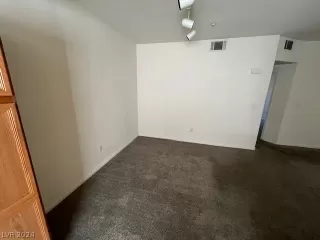 Photo #4: 2569348 Listing 