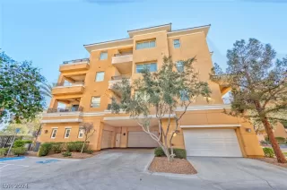 Photo #1: 2569358 Listing