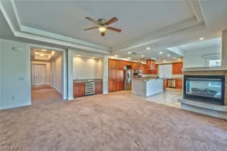 Photo #4: 2569358 Listing