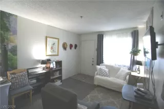 Photo #2: 2569370 Listing 