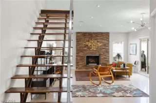 Photo #1: 2569406 Listing 