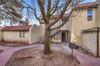 Photo #3: 2569409 Listing