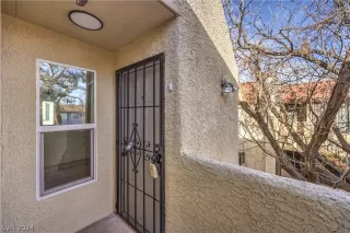 Photo #5: 2569409 Listing