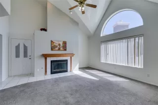 Photo #3: 2569442 Listing