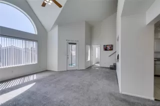 Photo #6: 2569442 Listing