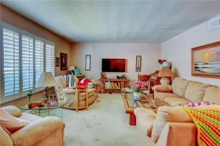 Photo #2: 2569468 Listing