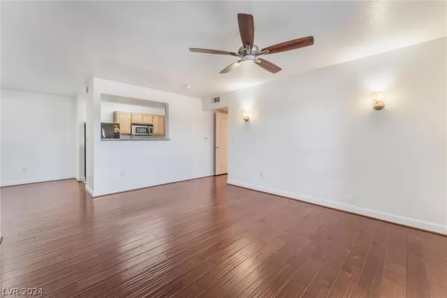 MLS: 2569471 Condo For Sale