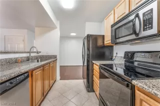 Photo #6: 2569471 Listing