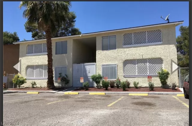MLS: 2569484 Condo For Sale