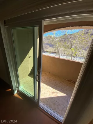 Photo #2: 2569535 Listing 