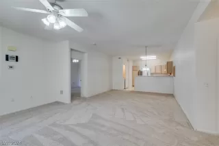 Photo #5: 2569560 Listing