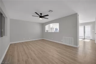 Photo #1: 2569584 Listing