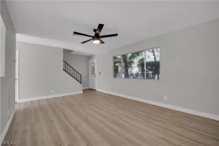 Photo #3: 2569584 Listing