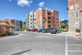 Photo #1: 2569589 Listing