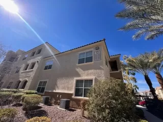 Photo #2: 2569596 Listing 