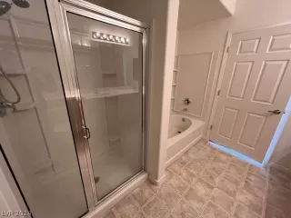 Photo #5: 2569596 Listing 
