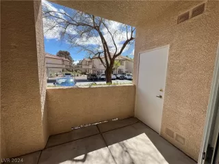 Photo #2: 2569604 Listing