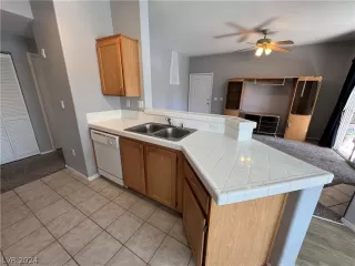 Photo #4: 2569604 Listing