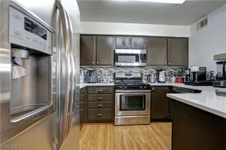 Photo #5: 2569616 Listing 