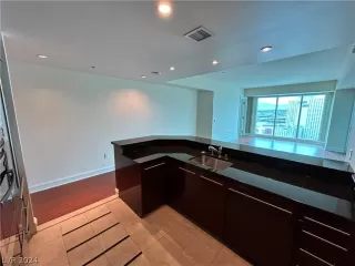 Photo #5: 2569670 Listing 