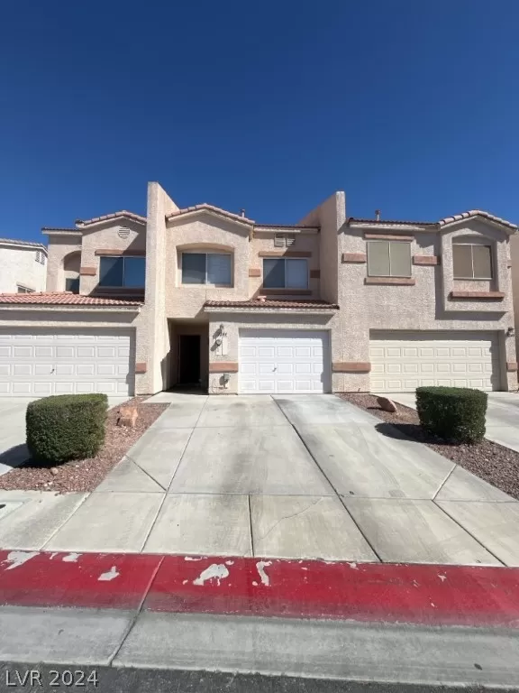 MLS: 2569673 Condo For Sale