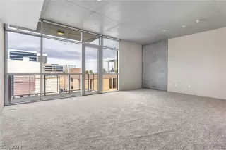 Photo #2: 2569686 Listing 