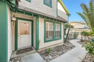 Photo #3: 2569696 Listing 