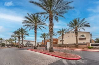 Photo #2: 2569705 Listing 