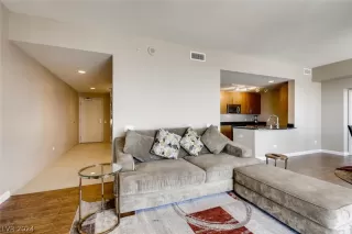 Photo #4: 2569721 Listing 