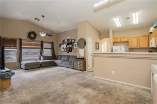 Photo #1: 2569733 Listing