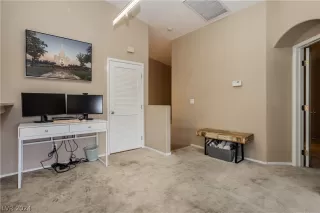 Photo #3: 2569733 Listing