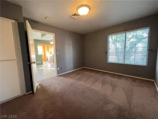 Photo #4: 2569748 Listing